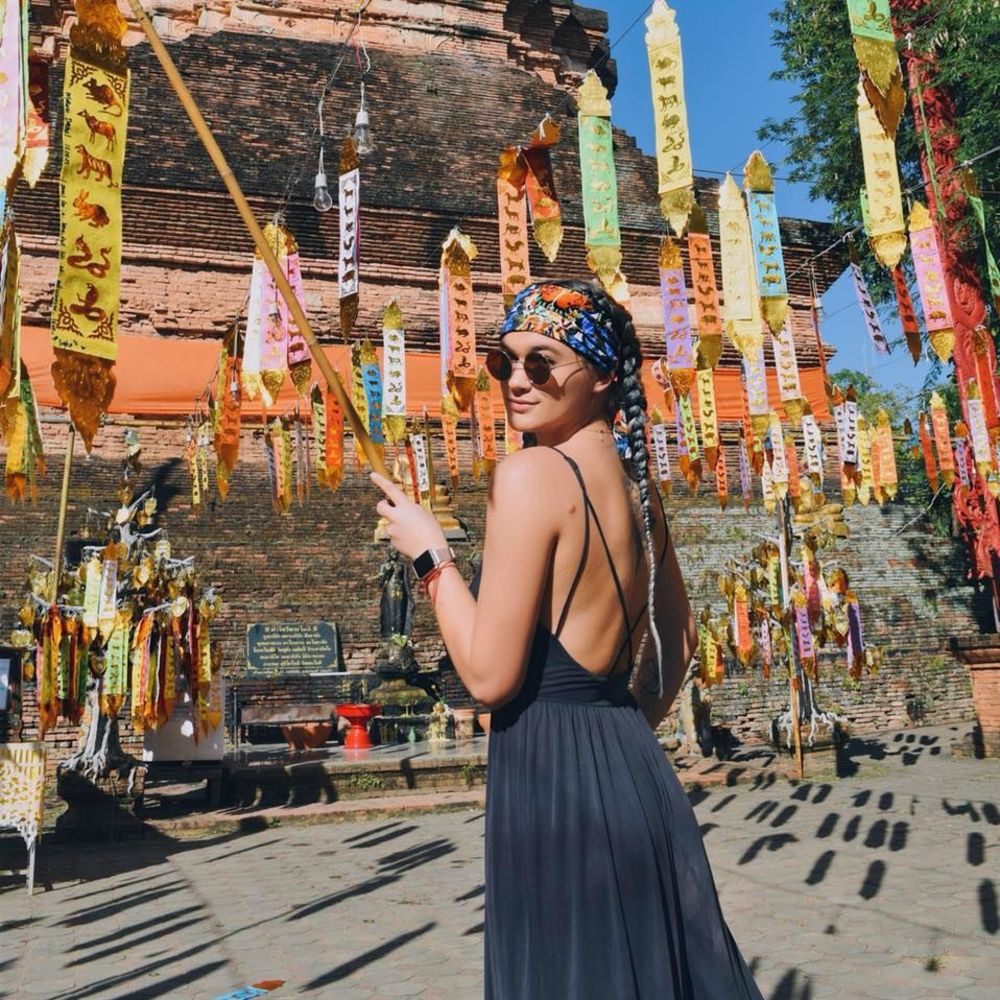 Meet your Posher, Makenzi